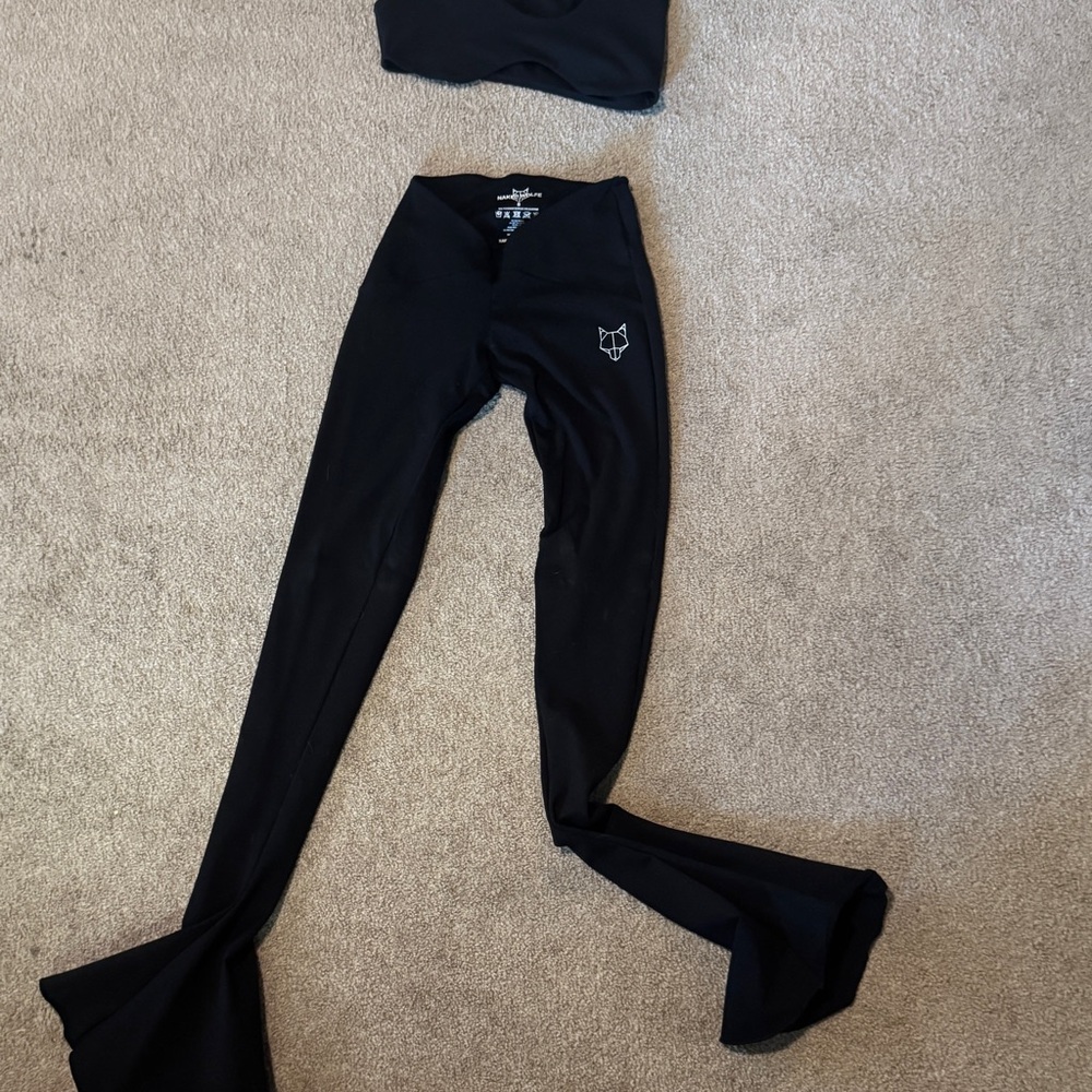 Naked Wolfe Ultra Flare Leggings & Cut Out Crop small set